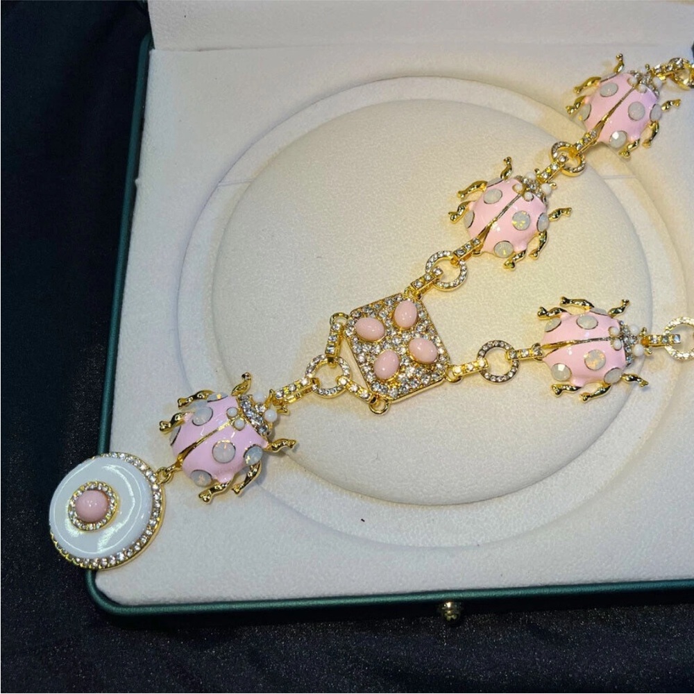 NWT, Natasha,Exquisite Scarab,Soft Peach & Gold Necklace w/ Intricate Detailing - Picture 5 of 8